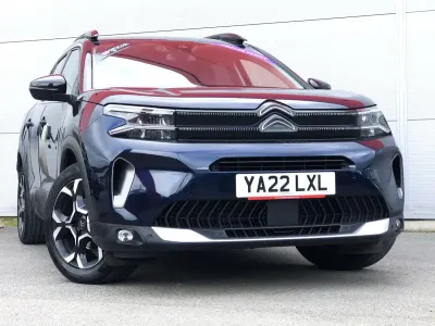 Używany Citroën C5 PureTech 2022 Niebieski Hatchback