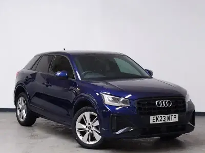 Second-hand Audi Q2 S-Line 150 CP (110 kW) 2023 Albastru SUV