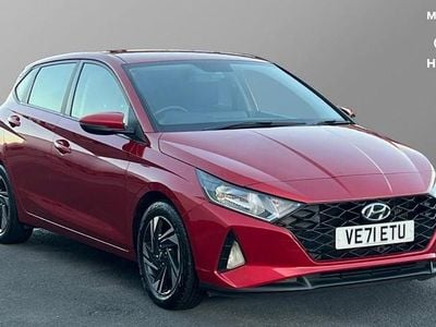 Used Hyundai i20 100 HP (73 kW) 2021 Red Hatchback