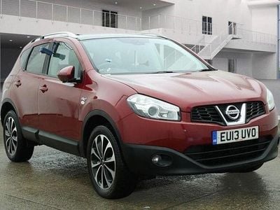 Used Nissan Qashqai N-TEC 117 HP (86 kW) 2013 Red SUV