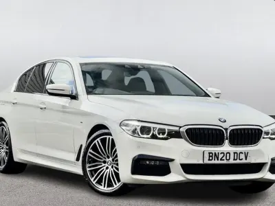 Begagnad BMW 520 M Sport 187 HK (137 kW) 2020 Vit Sedan