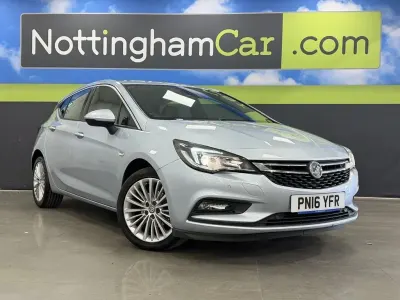 Used Vauxhall Astra Elite 150 HP (110 kW) 2016 Silver Hatchback