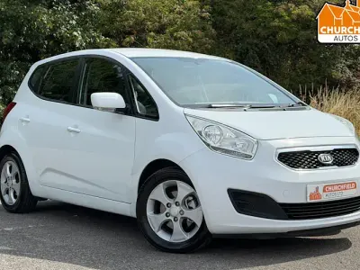 Used Kia Venga 125 HP (91 kW) 2012 White Hatchback