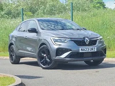 Używany Renault Arkana R.S. 138 KM (101 kW) 2023 Szary SUV