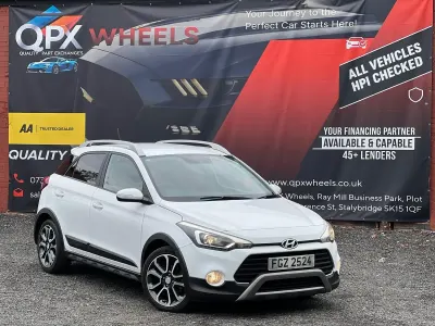 Used Hyundai i20 Active 2017 White Hatchback
