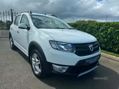 Used Dacia Sandero Ambiance 2016 White Hatchback