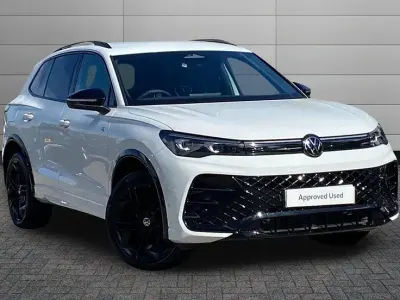 Used VW Tiguan R-line 150 HP (110 kW) 2025 Pure white SUV