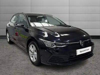 Used VW Golf VIII Life 147 HP (108 kW) 2023 Black Hatchback