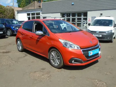 Used Peugeot 208 Allure 2017 Orange Hatchback