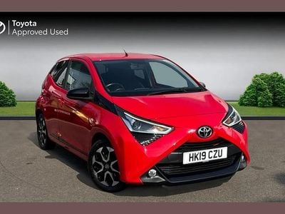 Used Toyota Aygo Trend 72 HP (52 kW) 2019 Red pop Hatchback