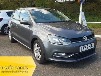 Usado VW Polo Edition 90 CV (66 kW) 2017 Gris Utilitario