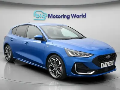 Usado Ford Focus ST-Line 120 HP (88 kW) 2023 Azul Citadino