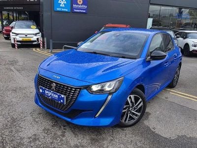 Used Peugeot 208 Allure+ 129 HP (94 kW) 2023 Blue Hatchback