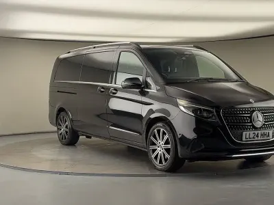 Używany Mercedes V220