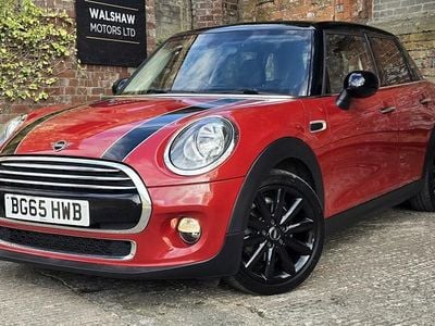 Begagnad Mini Cooper Hatch 136 HK (100 kW) 2017 Halvkombi