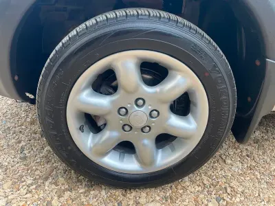 Used Land Rover Freelander 2005 Zambezi silver metallic SUV