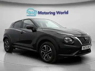 Używany Nissan Juke N-Connecta 143 KM (105 kW) 2025 Czarny SUV