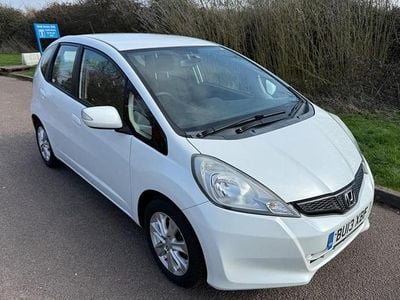 Used Honda Jazz ES 2013 White Hatchback
