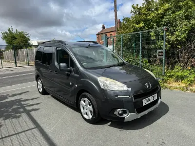 Used Peugeot Partner Tepee Outdoor 92 HP (67 kW) 2014 Grey MPV