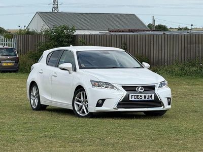 Lexus CT200h