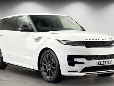 Begagnad Land Rover Range Rover Sport SE Dynamic 300 HK (220 kW) 2023 Vit SUV