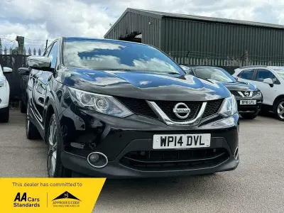 Used Nissan Qashqai Acenta Premium 115 HP (84 kW) 2014 Black SUV