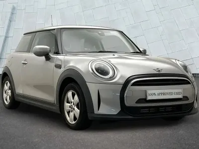 Used Mini Cooper Classic 134 HP (98 kW) 2023 Silver Hatchback