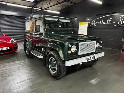 Used Land Rover Defender 127 HP (93 kW) 1999 Green SUV