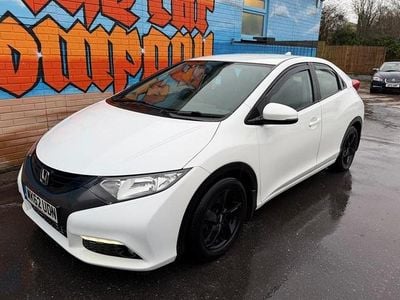 White Used 2012 Honda Civic ES Hatchback | £3,495 (Fair price)
