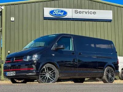 Begagnad VW Transporter Highline 150 HK (110 kW) 2019 Svart Van