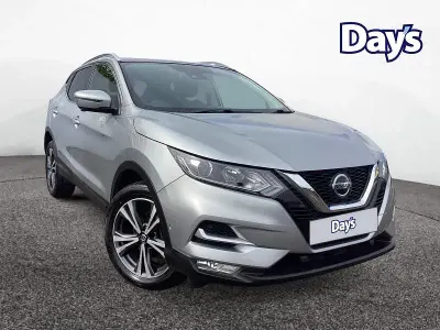 Used Nissan Qashqai N-Connecta 140 HP (102 kW) 2019 Silver SUV