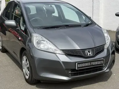 Używany Honda Jazz S 2013 Szary Hatchback