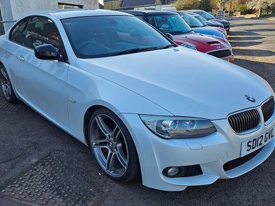 White Used 2012 BMW 318 Sport Line Coupe | £5,000 (A bit pricey)