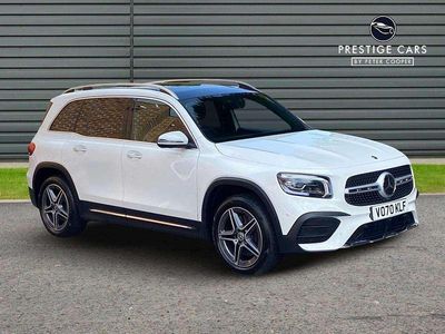 Mercedes GLB220