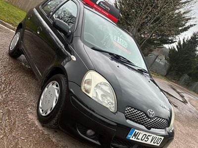 Used Toyota Yaris 2005 Black Hatchback