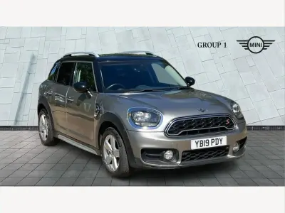 Käytetty Mini Cooper S Countryman Classic 192 HP (141 kW) 2019 Hopea Katumaasturi