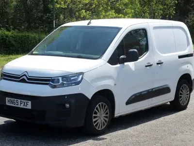 Usado Citroën Berlingo 76 HP (55 kW) 2021 Monovolume