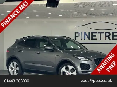 Używany Jaguar E-Pace SE 180 KM (132 kW) 2018 Szary SUV