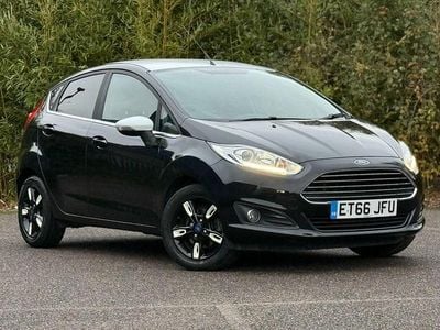 Black Used 2017 Ford Fiesta Zetec Hatchback | £7,280 (Good price)