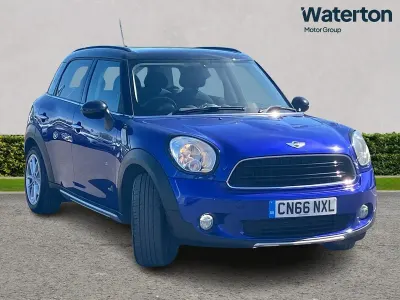 Used Mini Cooper D 2016 Blue Hatchback