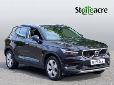 Used Volvo XC40 Momentum 163 HP (119 kW) 2022 Black SUV