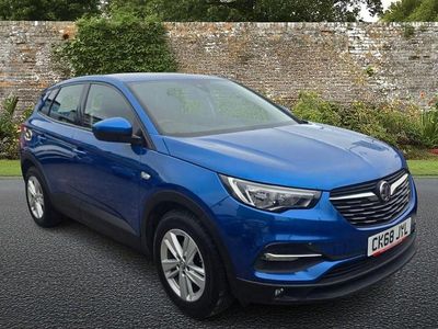 Used Vauxhall Grandland X S 130 HP (95 kW) 2018 Blue SUV