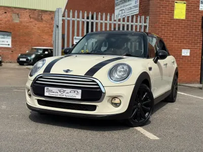 Used Mini Cooper Hatch 2014 White Hatchback