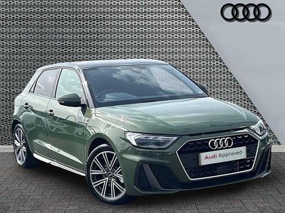 Begagnad Audi A1 S-Line 2026 Grön SUV