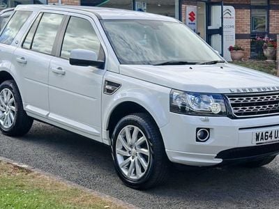 White Used 2014 Land Rover Freelander 2 SE SUV | £17,995 (Expensive)