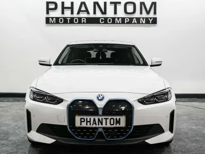 Begagnad BMW i4 Sport Line 250 kW (340 HK) 2023 Sedan
