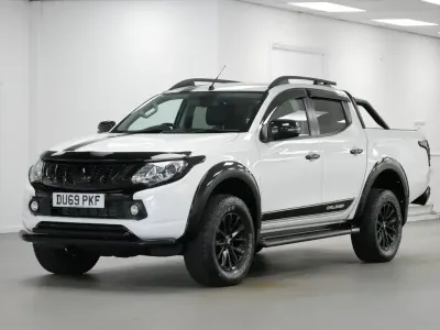 Used Mitsubishi L200 180 HP (132 kW) 2019 White Pickup