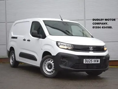 Nouă Vauxhall Combo S 2025 Alb Monovolum