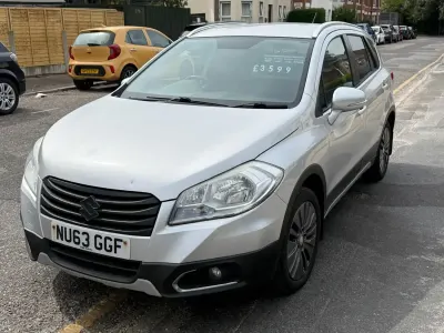 Gebraucht Suzuki SX4 S-Cross SZ4 120 PS (88 kW) 2013 Silber Kleinwagen