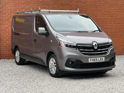 Used Renault Trafic 2019 Grey MPV